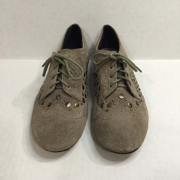 Libby Edelm Raina Suede Lace Up Studded Flats - Picture 11 of 11